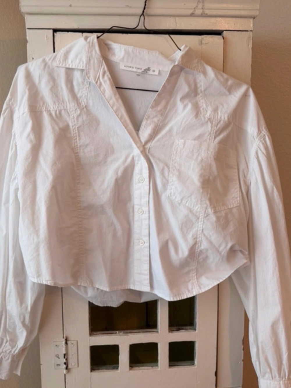 Altar'd State White Cropped Button-Down Shirt
